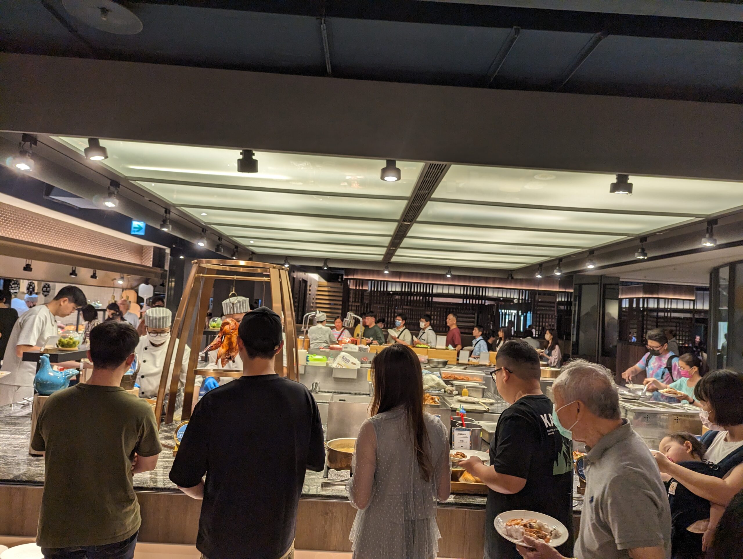 饗食天堂吃到飽攻略｜晚餐推薦料理、黑鮪魚季饗宴