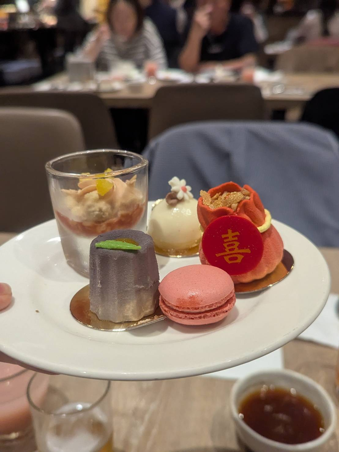 高雄吃到飽餐廳推薦｜帕里巴黎2026春節用餐心得